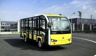 Henan Chinese Enterprises Ordered 14 Enlosed Sightseeing Cars  to Complete the Construction